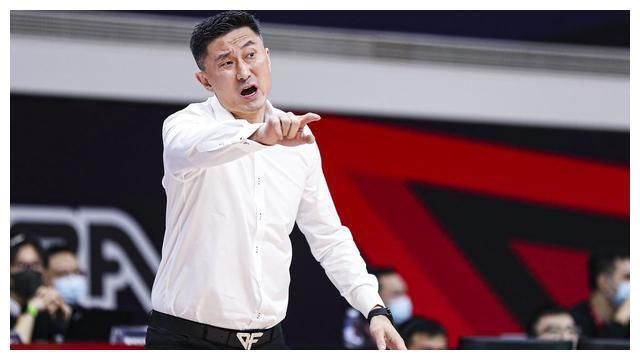 年轻漂亮小老师高潮
